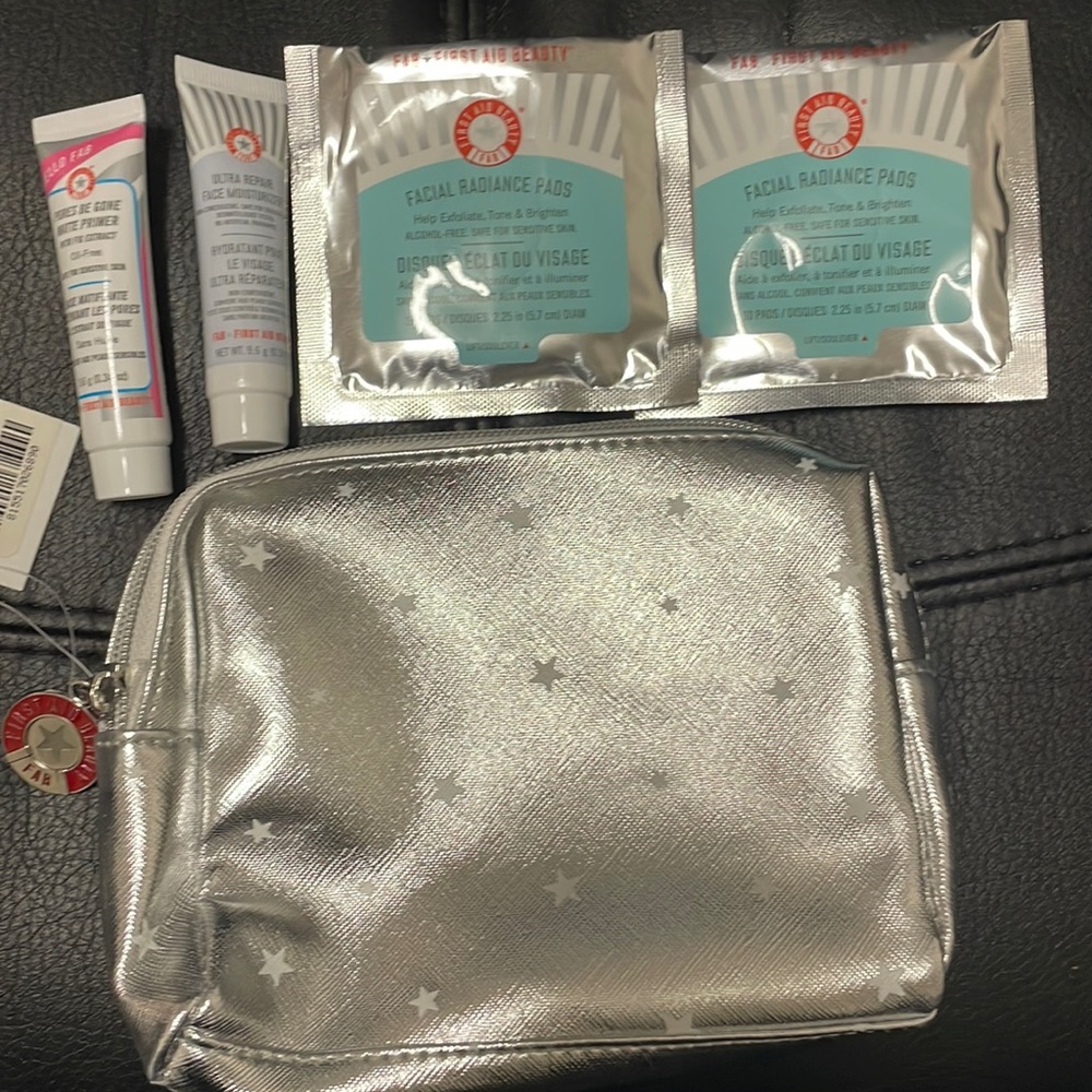 Fab first aid beauty ultra repair face moisturizer set